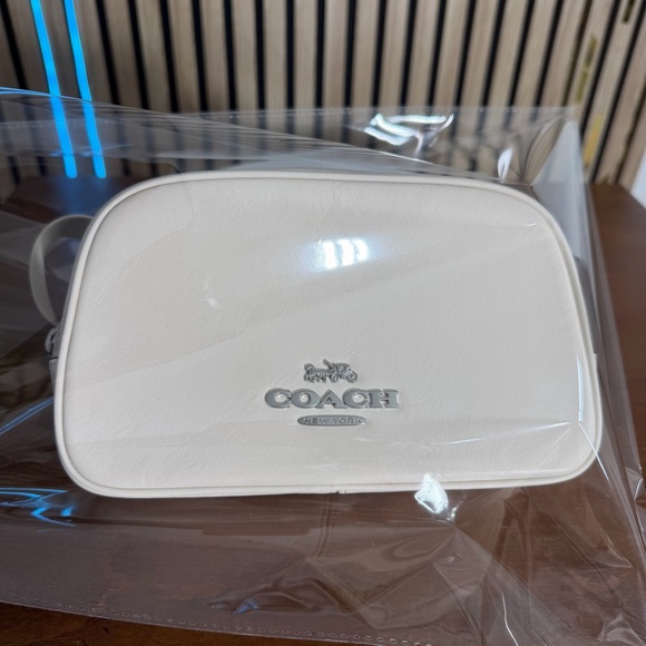 🤍🌸 COACH Ivory light cream Bag pace Brixton Baker Fanny Pack Belt Bag 🦘 kangaroo - Picture 13 of 13